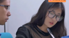 Cô gia sư xinh đẹp và cậu học trò ham chơi