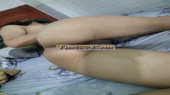  Pic + Clip: Vợ dâm lên cơn nứng giữa trưa
