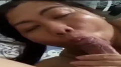  Clip: Cho chị hàng xóm bú đỡ khi khát tinh.